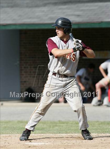 Thumbnail 2 in East Hampton vs. Windsor Locks (CIAC Class S Semifinal) photogallery.