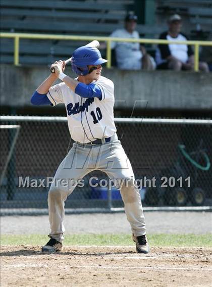 Thumbnail 2 in East Hampton vs. Windsor Locks (CIAC Class S Semifinal) photogallery.