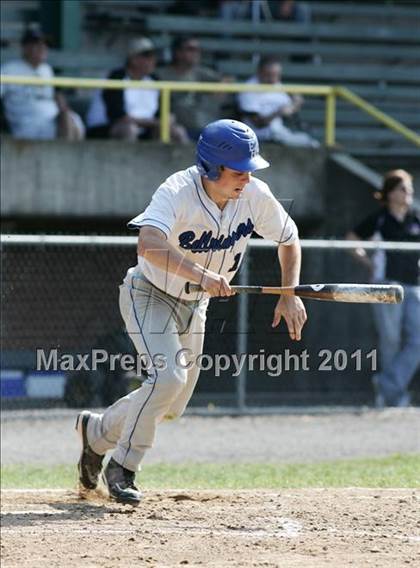 Thumbnail 3 in East Hampton vs. Windsor Locks (CIAC Class S Semifinal) photogallery.