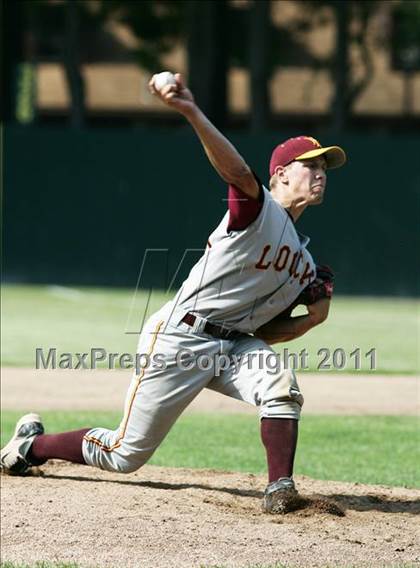 Thumbnail 2 in East Hampton vs. Windsor Locks (CIAC Class S Semifinal) photogallery.