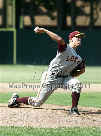 Thumbnail 3 in East Hampton vs. Windsor Locks (CIAC Class S Semifinal) photogallery.