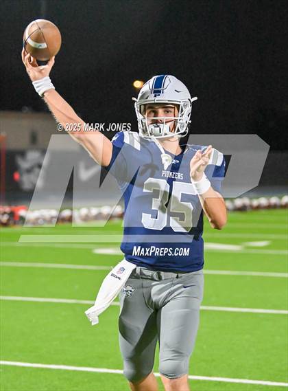 Thumbnail 2 in Salpointe Catholic @ Pinnacle (Senior Night) photogallery.