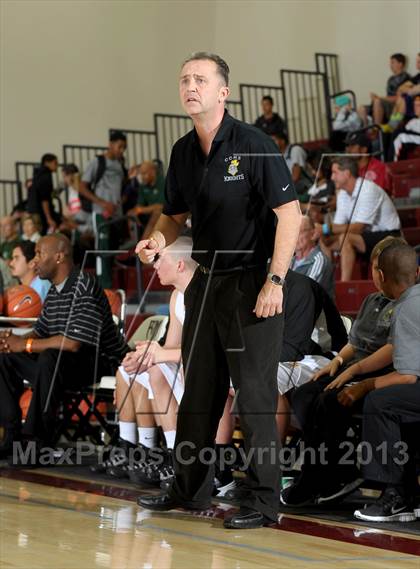 Thumbnail 1 in De La Salle vs. Columbia Christian (MaxPreps Holiday Classic) photogallery.