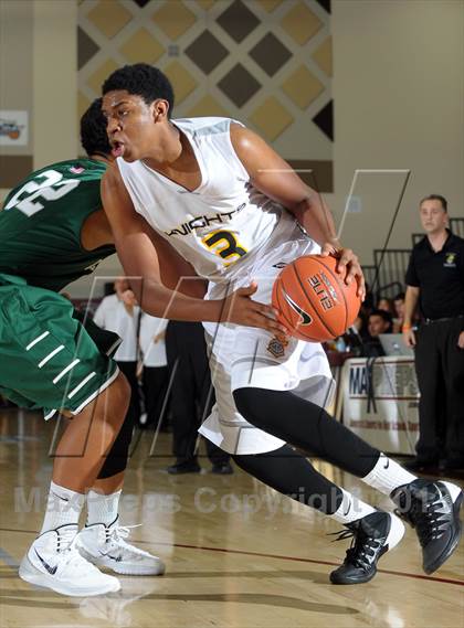 Thumbnail 1 in De La Salle vs. Columbia Christian (MaxPreps Holiday Classic) photogallery.