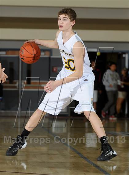 Thumbnail 2 in De La Salle vs. Columbia Christian (MaxPreps Holiday Classic) photogallery.
