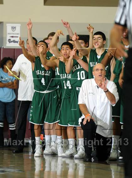 Thumbnail 3 in De La Salle vs. Columbia Christian (MaxPreps Holiday Classic) photogallery.
