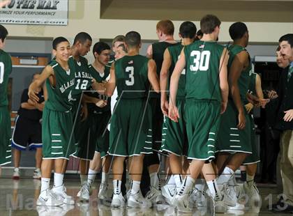 Thumbnail 2 in De La Salle vs. Columbia Christian (MaxPreps Holiday Classic) photogallery.