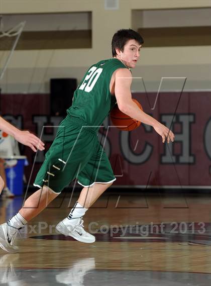 Thumbnail 2 in De La Salle vs. Columbia Christian (MaxPreps Holiday Classic) photogallery.