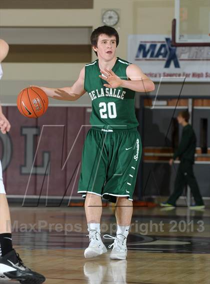 Thumbnail 3 in De La Salle vs. Columbia Christian (MaxPreps Holiday Classic) photogallery.