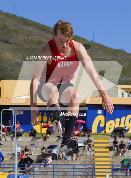 Thumbnail 2 in Kahuku Qualifying Meet #1 photogallery.