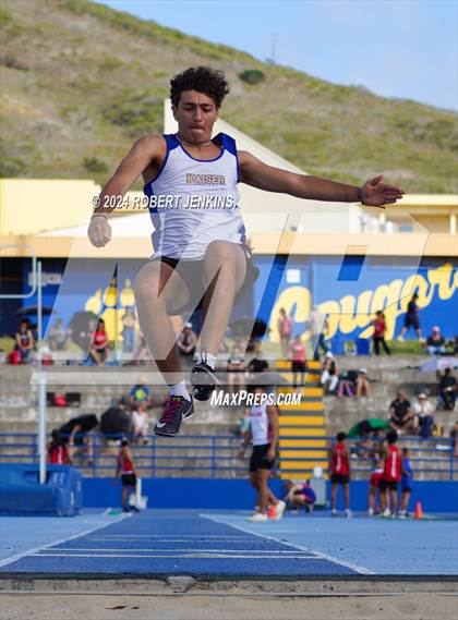 Thumbnail 3 in Kahuku Qualifying Meet #1 photogallery.