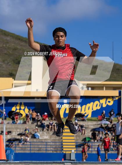 Thumbnail 1 in Kahuku Qualifying Meet #1 photogallery.