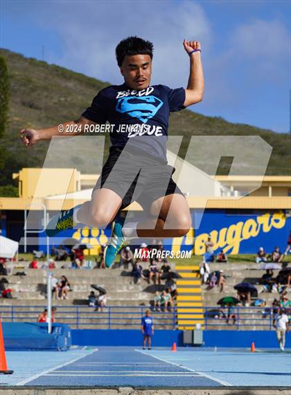 Thumbnail 2 in Kahuku Qualifying Meet #1 photogallery.