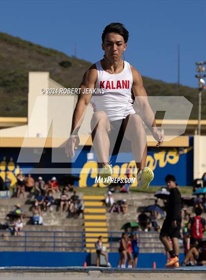 Thumbnail 1 in Kahuku Qualifying Meet #1 photogallery.