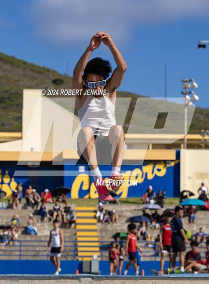 Thumbnail 2 in Kahuku Qualifying Meet #1 photogallery.