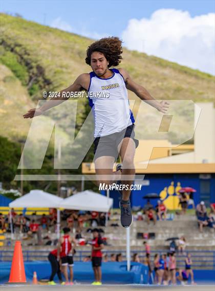 Thumbnail 2 in Kahuku Qualifying Meet #1 photogallery.