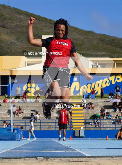 Thumbnail 3 in Kahuku Qualifying Meet #1 photogallery.
