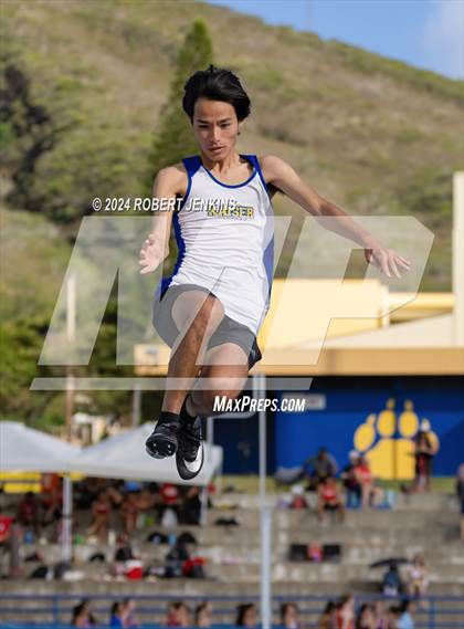 Thumbnail 1 in Kahuku Qualifying Meet #1 photogallery.