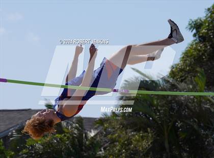 Thumbnail 1 in Kahuku Qualifying Meet #1 photogallery.