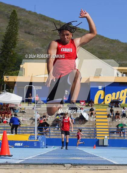 Thumbnail 1 in Kahuku Qualifying Meet #1 photogallery.