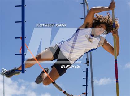 Thumbnail 2 in Kahuku Qualifying Meet #1 photogallery.
