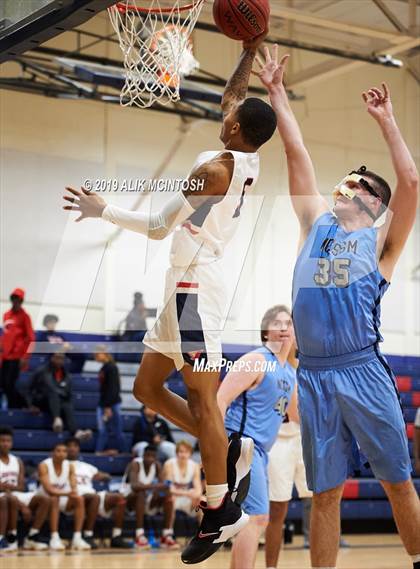 Thumbnail 1 in North Carolina School of Science & Math vs. Jordan (Jordan Falcons MLK Classic) photogallery.