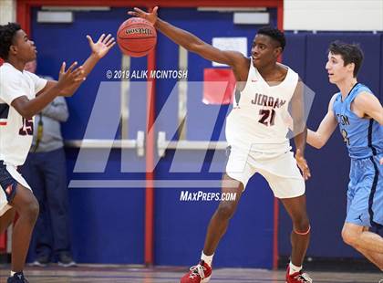 Thumbnail 3 in North Carolina School of Science & Math vs. Jordan (Jordan Falcons MLK Classic) photogallery.