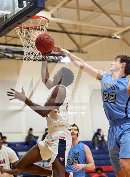 Thumbnail 1 in North Carolina School of Science & Math vs. Jordan (Jordan Falcons MLK Classic) photogallery.