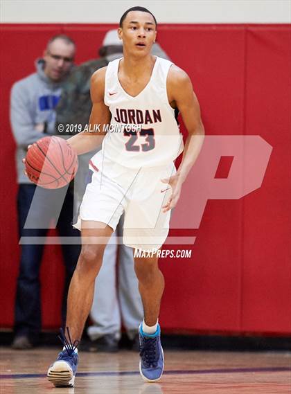 Thumbnail 3 in North Carolina School of Science & Math vs. Jordan (Jordan Falcons MLK Classic) photogallery.