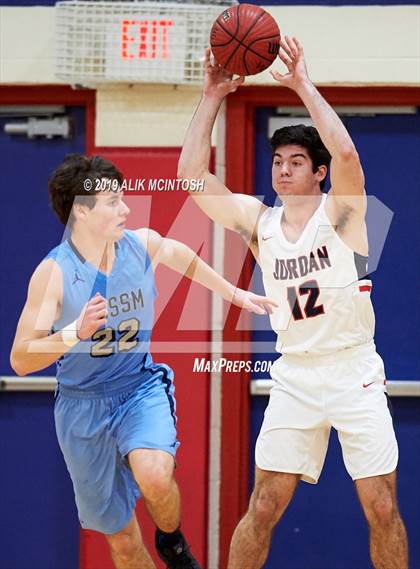 Thumbnail 3 in North Carolina School of Science & Math vs. Jordan (Jordan Falcons MLK Classic) photogallery.
