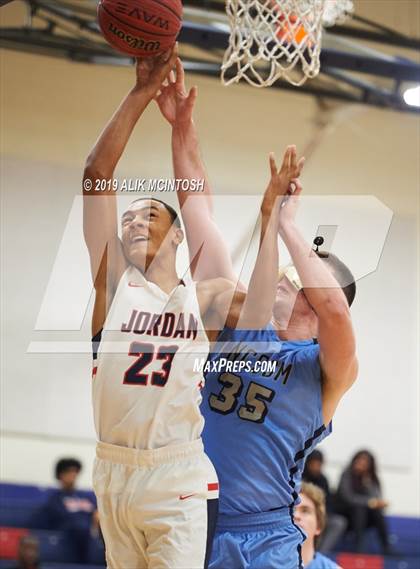 Thumbnail 3 in North Carolina School of Science & Math vs. Jordan (Jordan Falcons MLK Classic) photogallery.