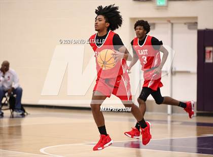 Thumbnail 2 in Denver East vs. Prairie View photogallery.