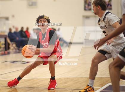 Thumbnail 2 in Denver East vs. Prairie View photogallery.