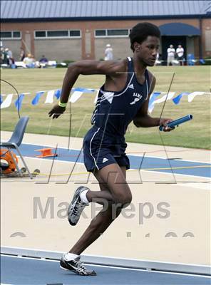 Thumbnail 3 in NCHSAA 2A State Championships (Boys Track Events) photogallery.