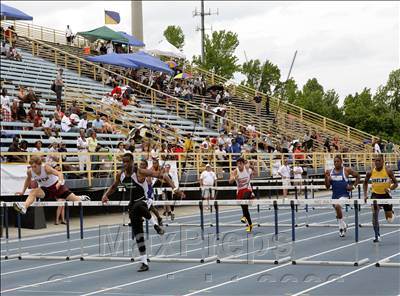 Thumbnail 3 in NCHSAA 2A State Championships (Boys Track Events) photogallery.