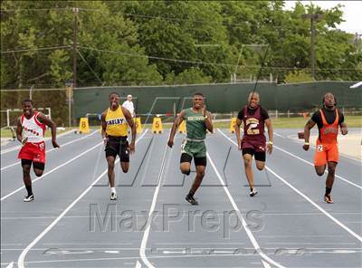 Thumbnail 1 in NCHSAA 2A State Championships (Boys Track Events) photogallery.