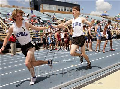 Thumbnail 1 in NCHSAA 2A State Championships (Boys Track Events) photogallery.
