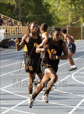 Thumbnail 1 in NCHSAA 2A State Championships (Boys Track Events) photogallery.