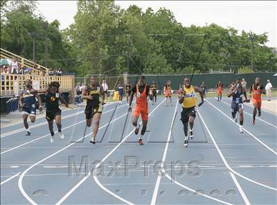 Thumbnail 2 in NCHSAA 2A State Championships (Boys Track Events) photogallery.