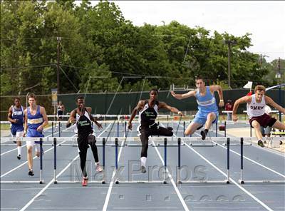 Thumbnail 1 in NCHSAA 2A State Championships (Boys Track Events) photogallery.
