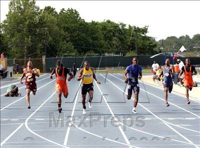 Thumbnail 1 in NCHSAA 2A State Championships (Boys Track Events) photogallery.