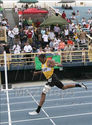 Thumbnail 2 in NCHSAA 2A State Championships (Boys Track Events) photogallery.