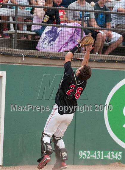 Thumbnail 1 in Roseville vs. Stillwater (Section 4AAA Playoffs) photogallery.