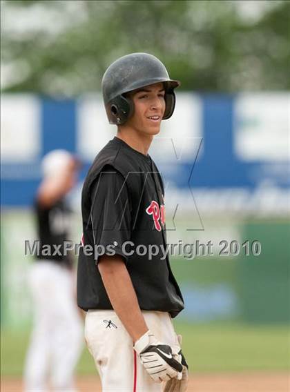 Thumbnail 3 in Roseville vs. Stillwater (Section 4AAA Playoffs) photogallery.