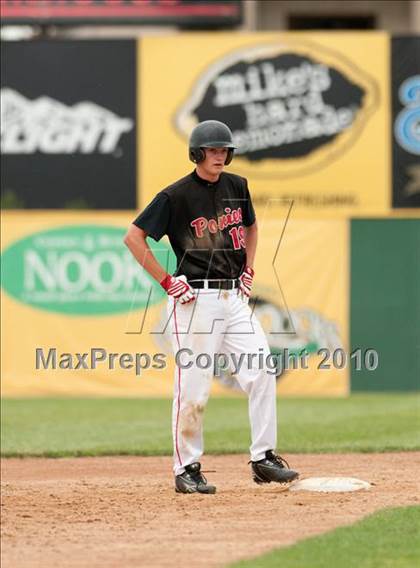 Thumbnail 3 in Roseville vs. Stillwater (Section 4AAA Playoffs) photogallery.