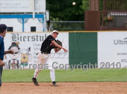 Thumbnail 1 in Roseville vs. Stillwater (Section 4AAA Playoffs) photogallery.