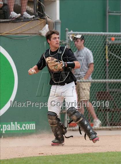 Thumbnail 3 in Roseville vs. Stillwater (Section 4AAA Playoffs) photogallery.