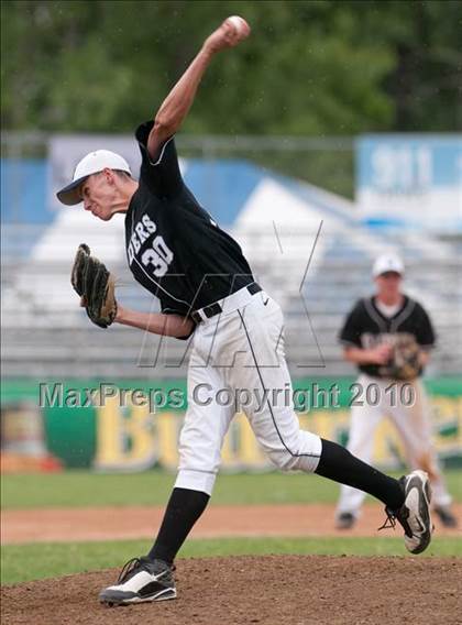 Thumbnail 3 in Roseville vs. Stillwater (Section 4AAA Playoffs) photogallery.