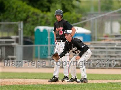 Thumbnail 2 in Roseville vs. Stillwater (Section 4AAA Playoffs) photogallery.