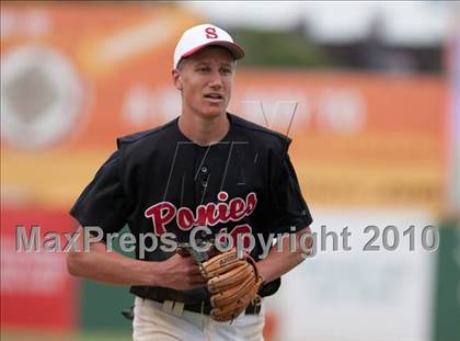 Thumbnail 3 in Roseville vs. Stillwater (Section 4AAA Playoffs) photogallery.